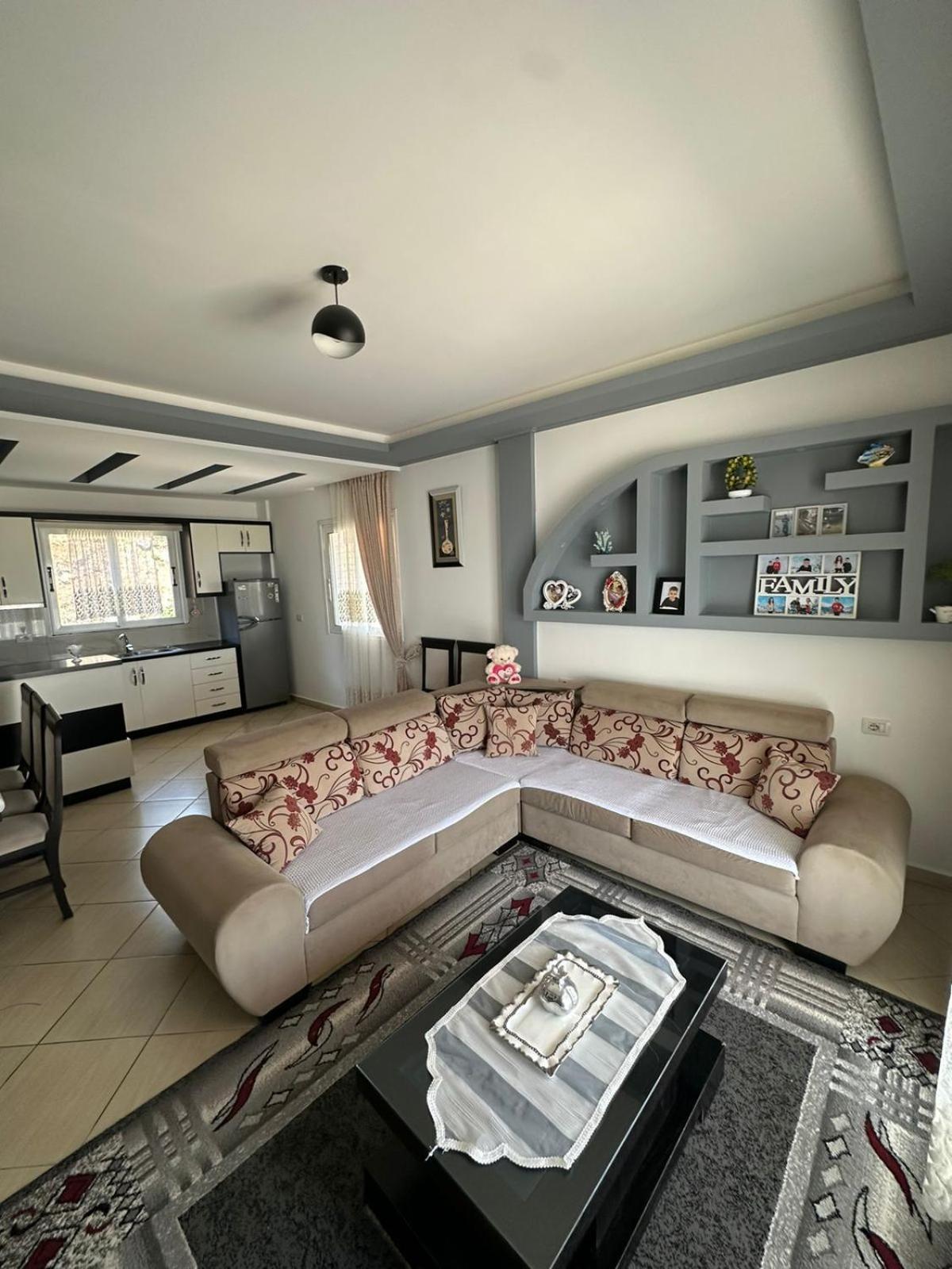 Apartments Berti Sarande Luaran gambar